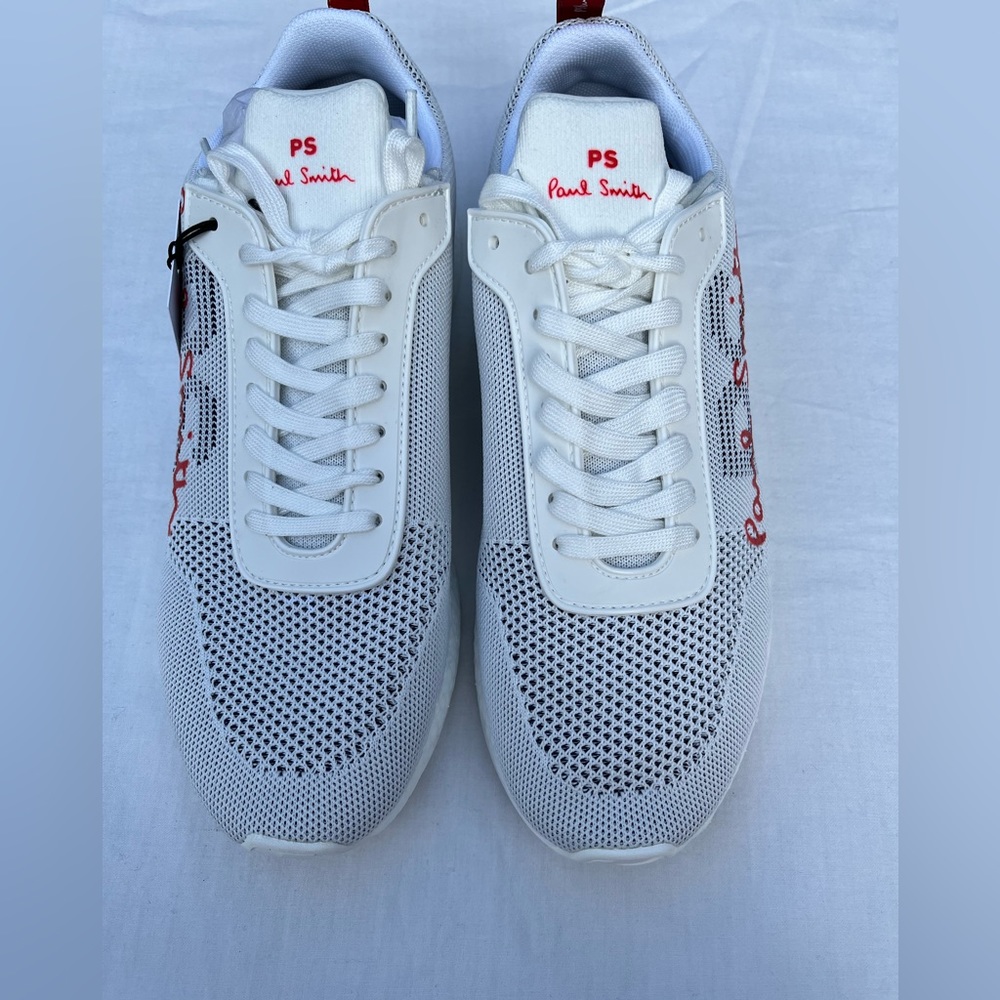 Paul Smiths- Zues White